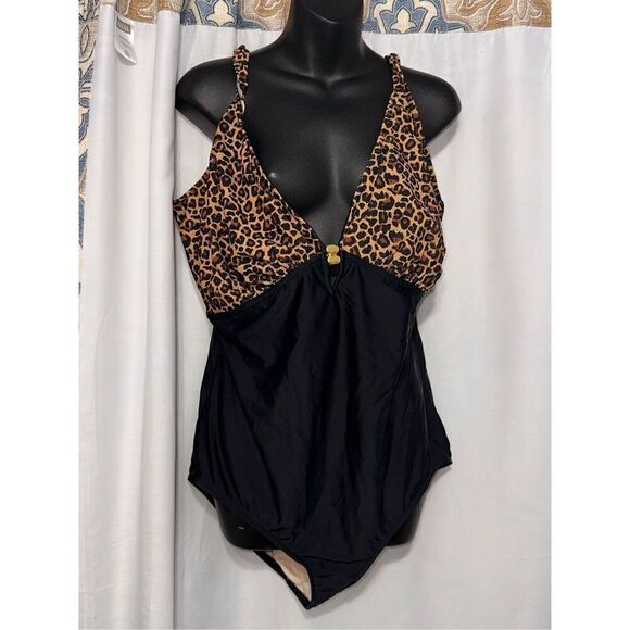 Beautiful RARE Vintage Carol Wior/90's Animal Print One Piece Swimsuit size 22W - Picture 1 of 6